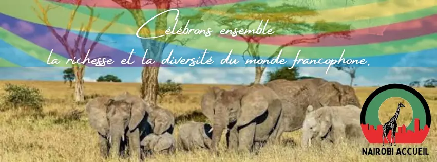 Marron Moderne Collage de Photos de Famille Facebook Cover (1)
